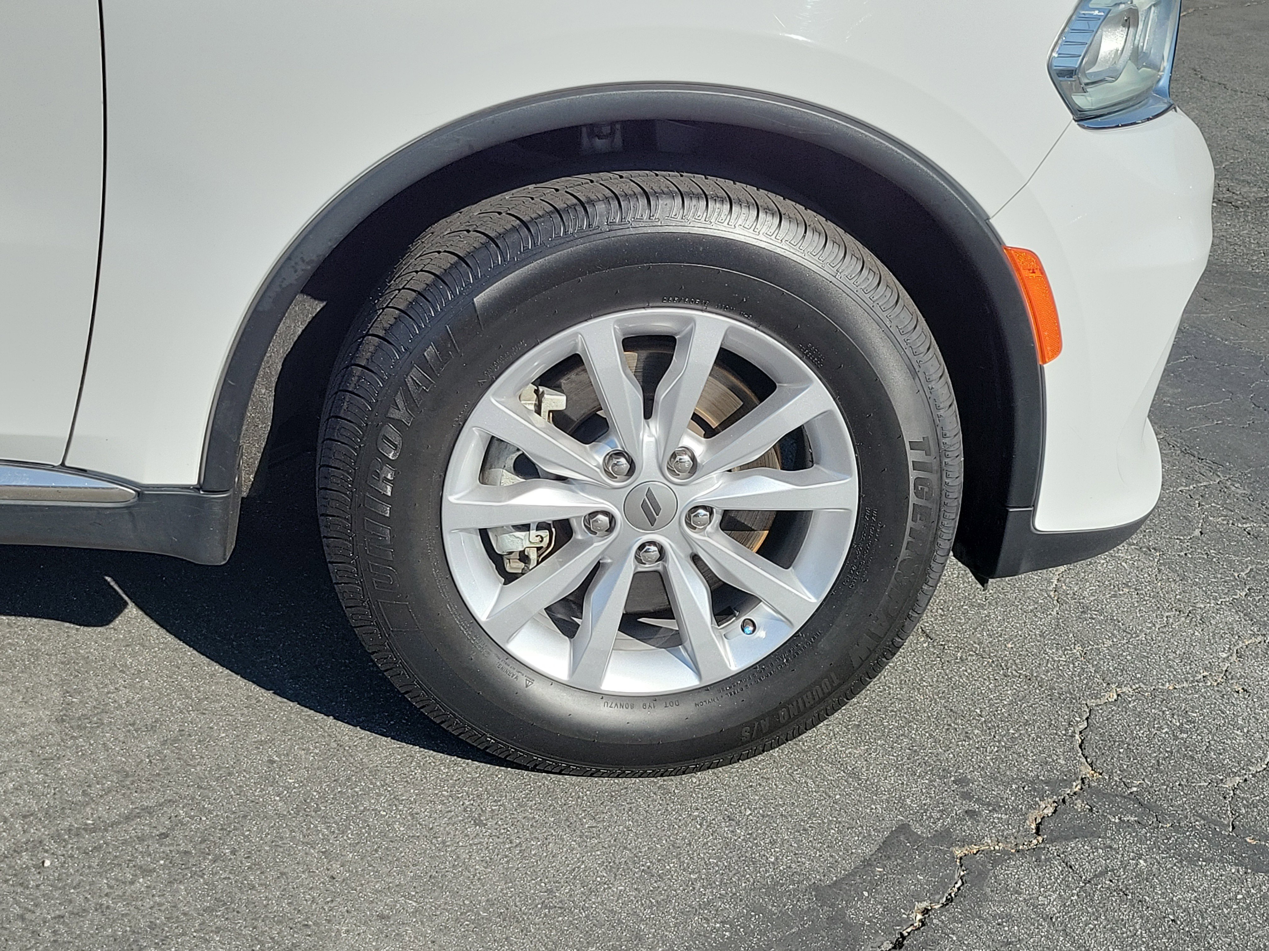 Used 2023 Dodge Durango SXT RWD image 14