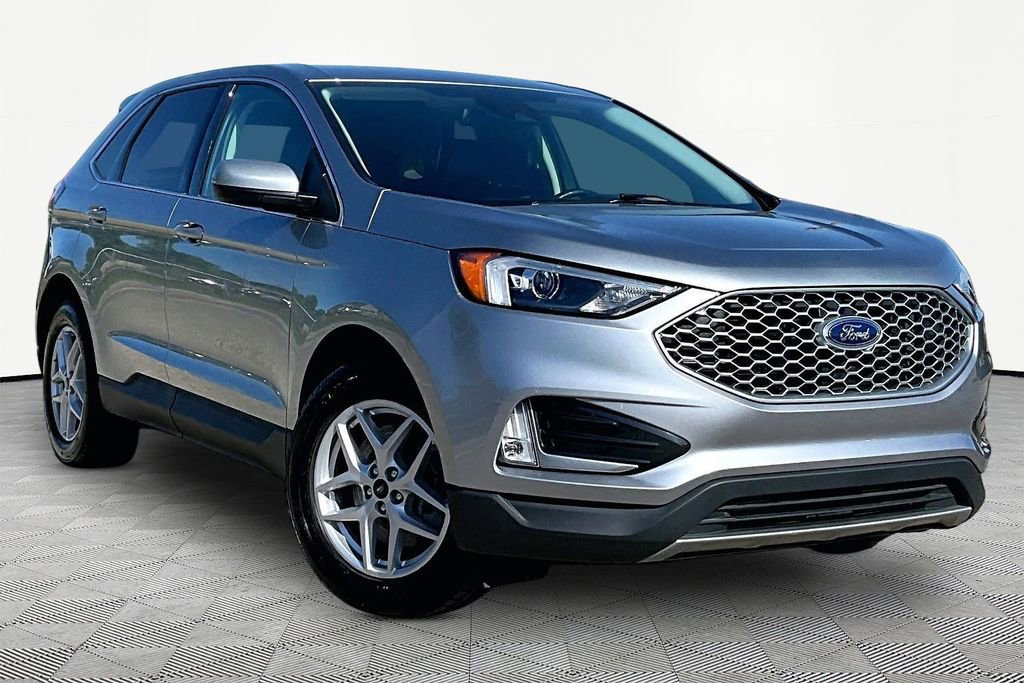 Certified 2024 Ford Edge SEL w/ Convenience Package AWD/4WD image 5