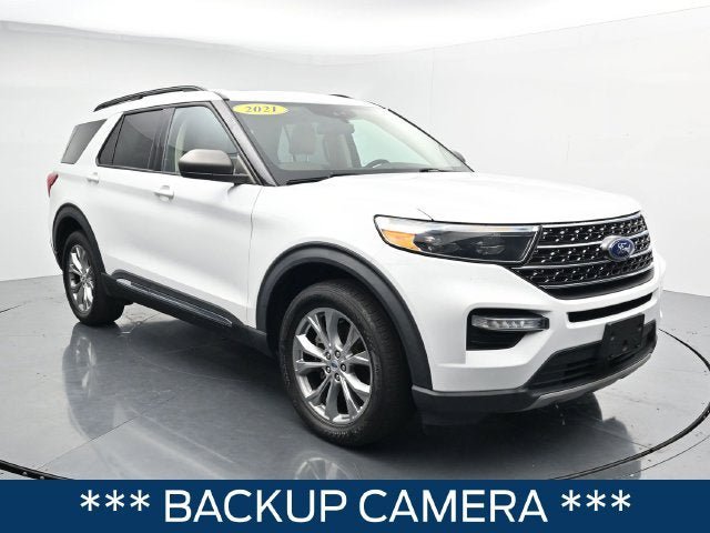 Certified 2021 Ford Explorer XLT w/ Equipment Group 202A AWD/4WD image 2