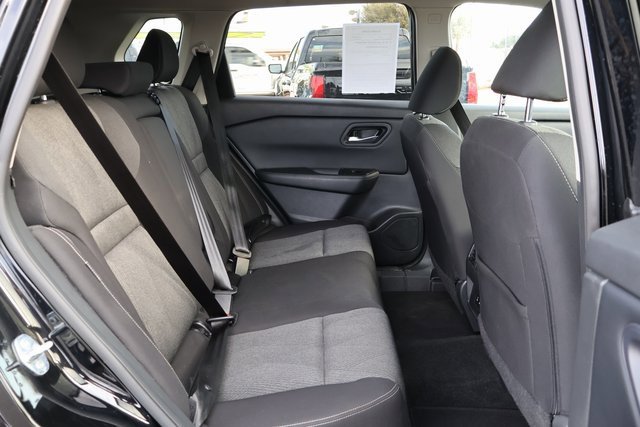Used 2024 Nissan Rogue SV image 20