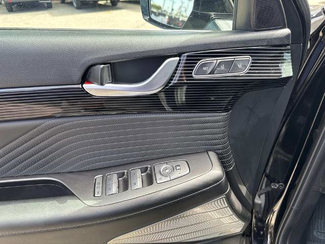 Used 2025 Hyundai Palisade Calligraphy AWD/4WD image 18