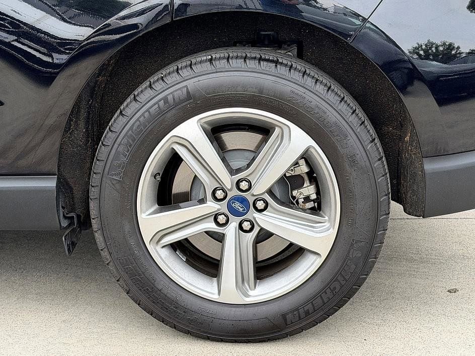 Certified 2022 Ford Edge SEL w/ Convenience Package image 18