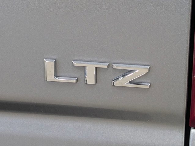 Used 2025 Chevrolet Silverado 1500 LTZ AWD/4WD image 26