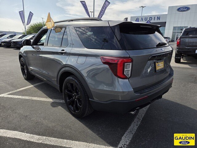 Certified 2024 Ford Explorer ST-Line w/ Class IV Trailer Tow Package RWD image 5
