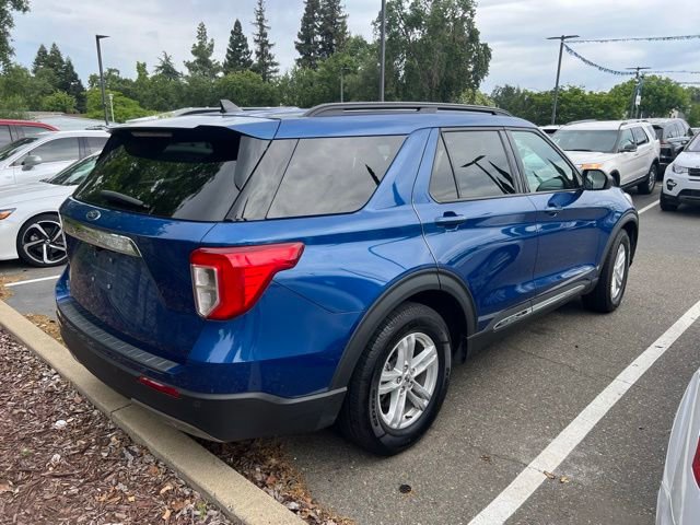 Certified 2023 Ford Explorer XLT w/ Equipment Group 202A RWD image 6