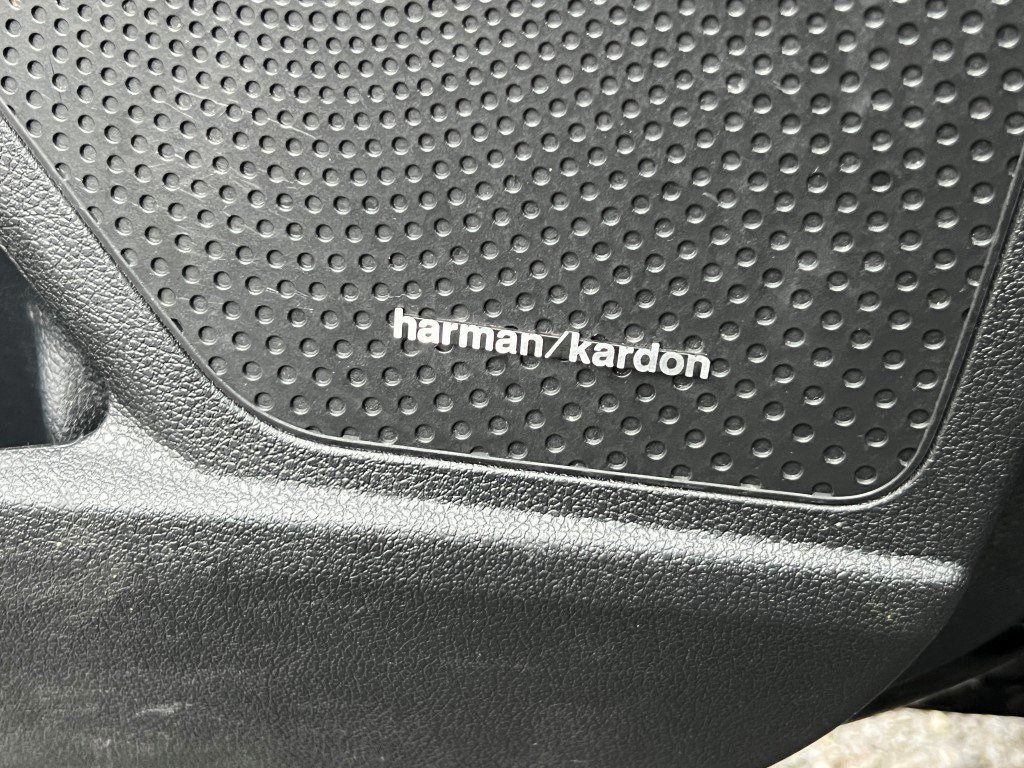 Used 2018 Kia Niro EX Premium image 28