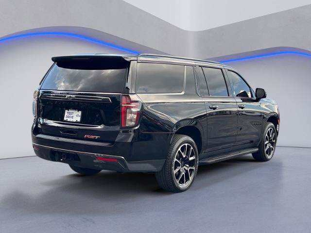 Used 2021 Chevrolet Suburban RST w/ Luxury Package AWD/4WD image 6