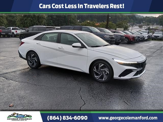Used 2025 Hyundai Elantra SEL FWD image 1
