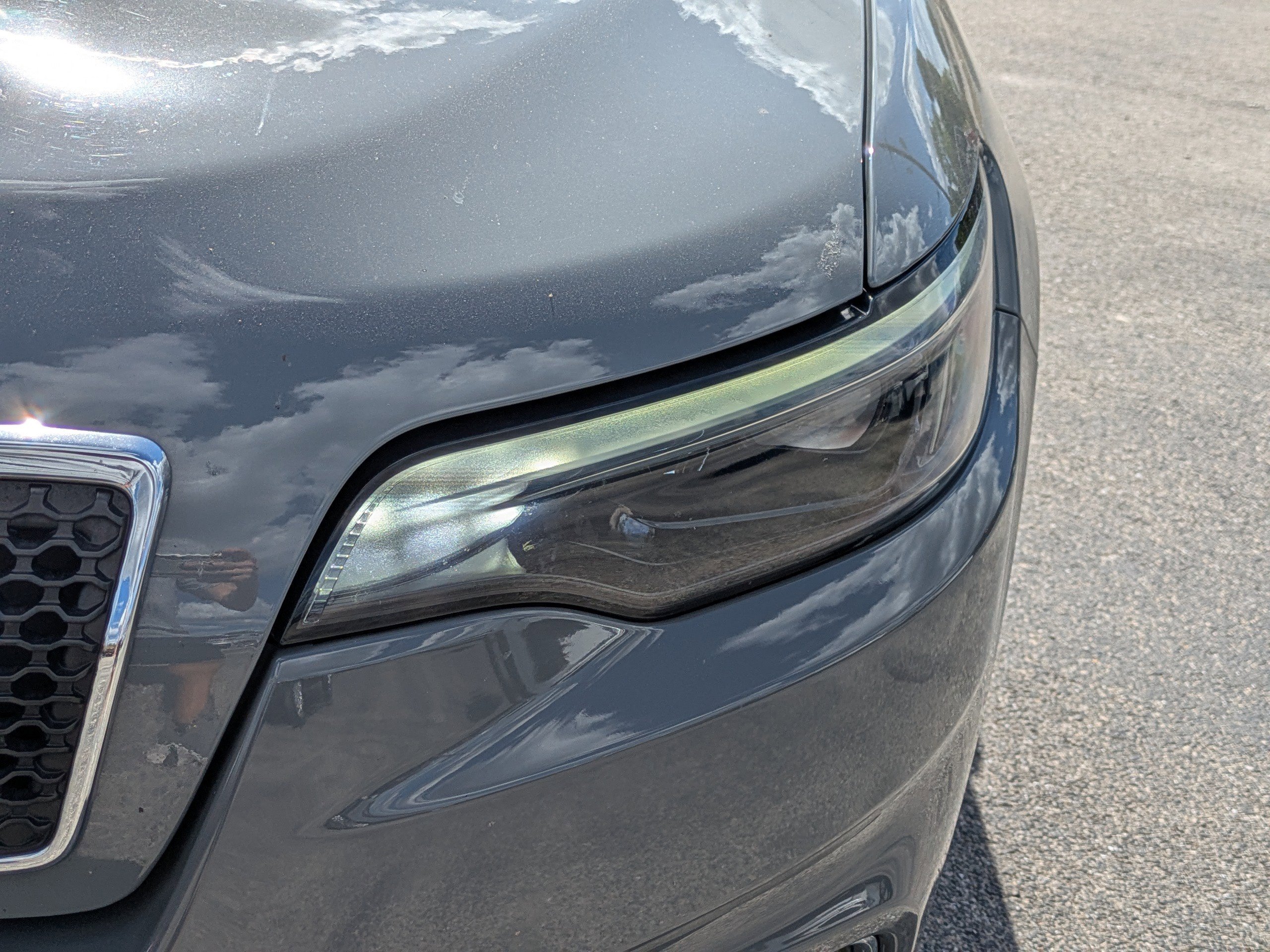 Used 2020 Jeep Cherokee Limited image 10