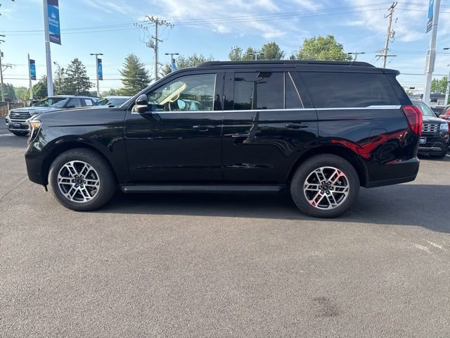 Certified 2025 Ford Expedition Active AWD/4WD image 5