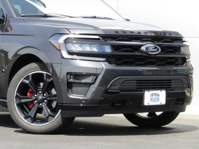 Certified 2023 Ford Expedition Limited AWD/4WD image 6