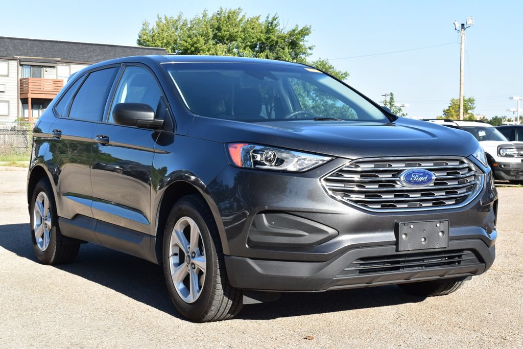 Certified 2020 Ford Edge SE FWD image 3