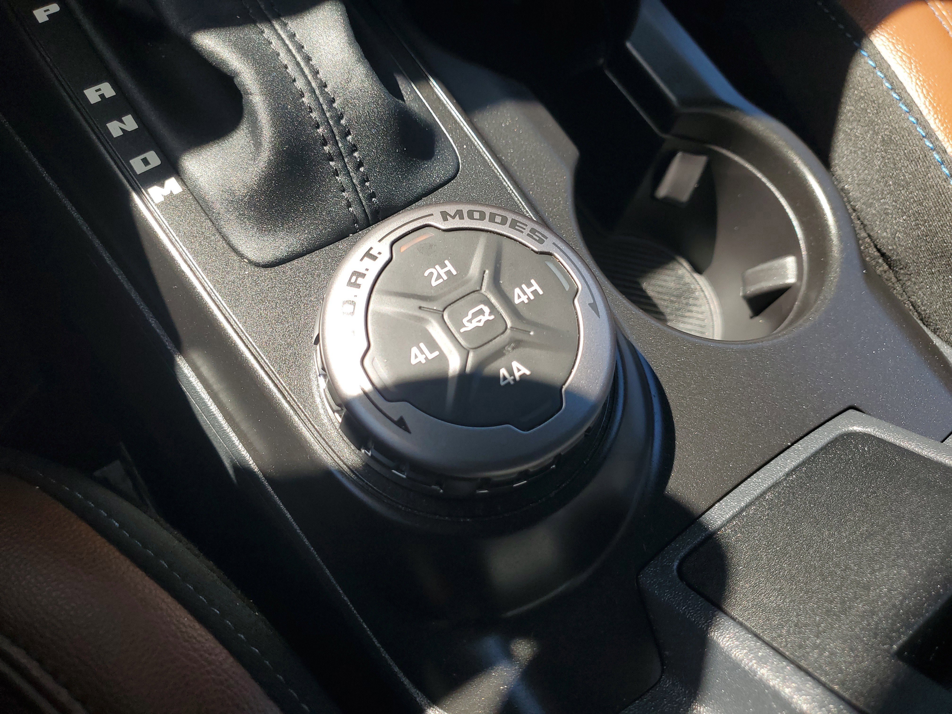 Certified 2023 Ford Bronco Outer Banks w/ Sasquatch Package image 27