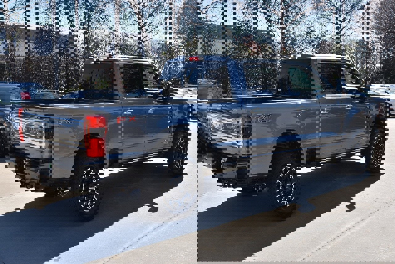 Certified 2024 Ford F250 Platinum w/ FX4 Off-Road Package image 7