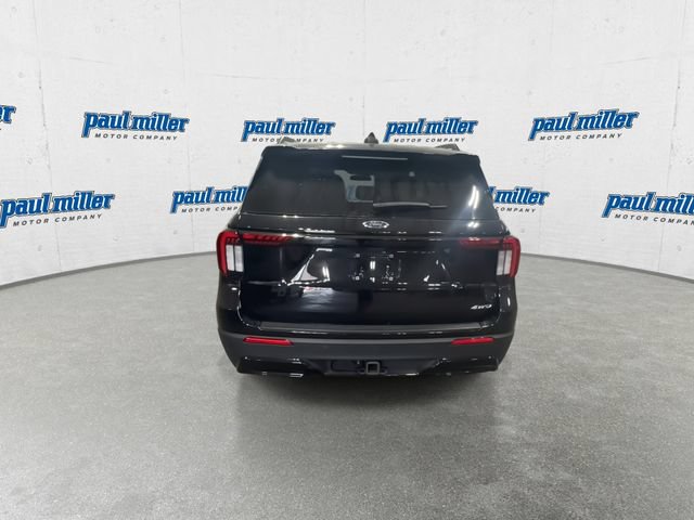 Certified 2025 Ford Explorer ST-Line w/ ST-Line Street Pack AWD/4WD image 7