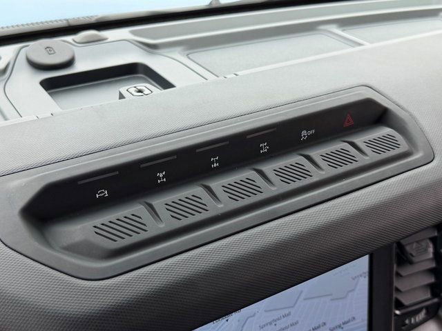 Certified 2025 Ford Bronco Badlands image 26
