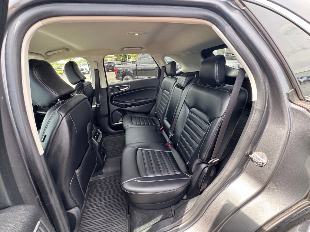 Certified 2024 Ford Edge SEL w/ Convenience Package AWD/4WD image 13