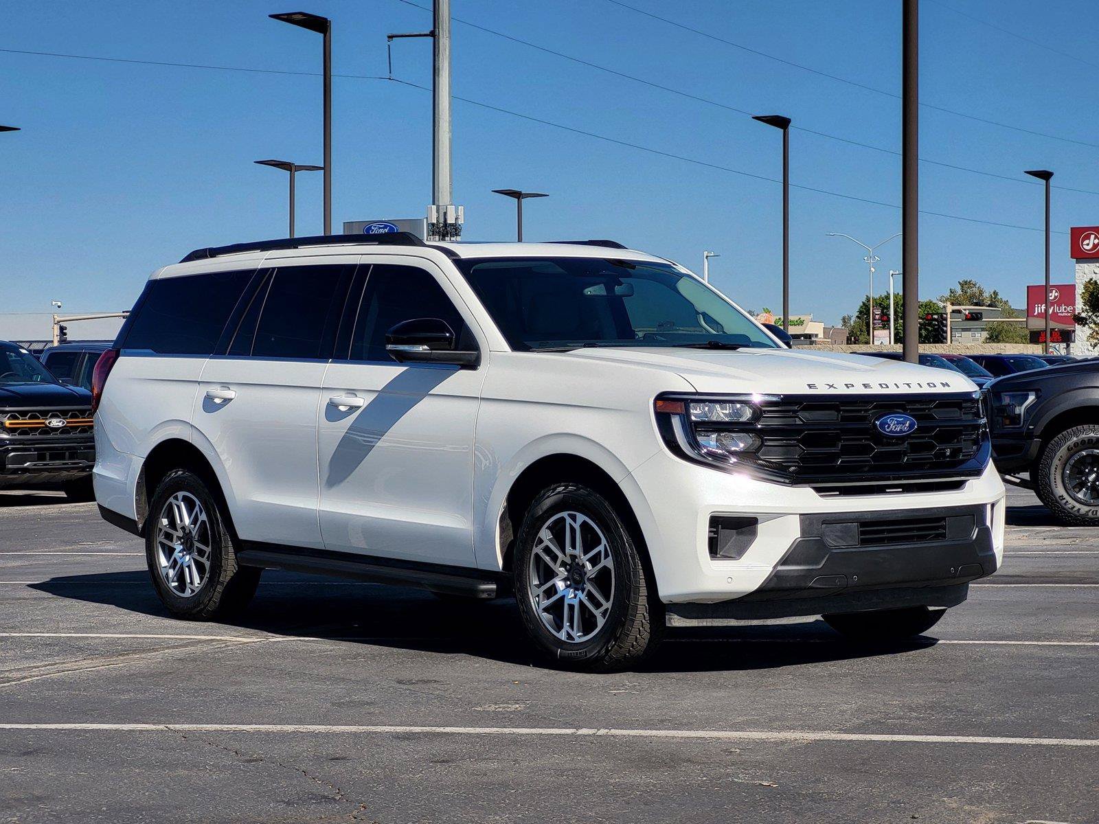 Certified 2026 Ford Expedition Active AWD/4WD image 3