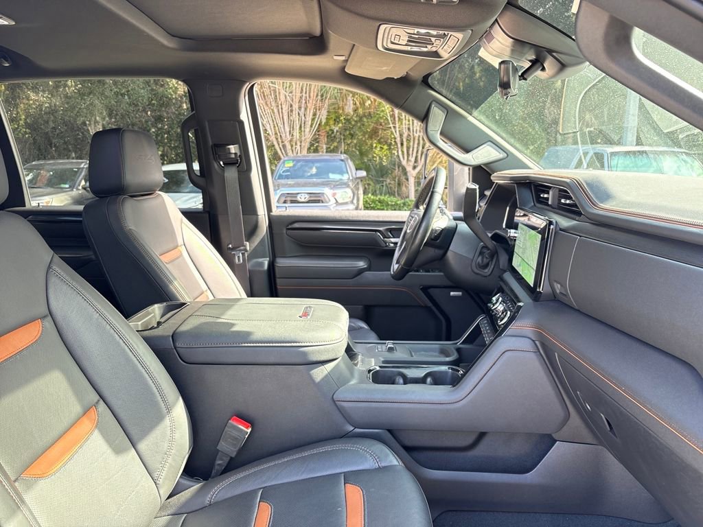 Used 2025 GMC Sierra 2500 AT4 w/ AT4 Premium Plus Package image 23