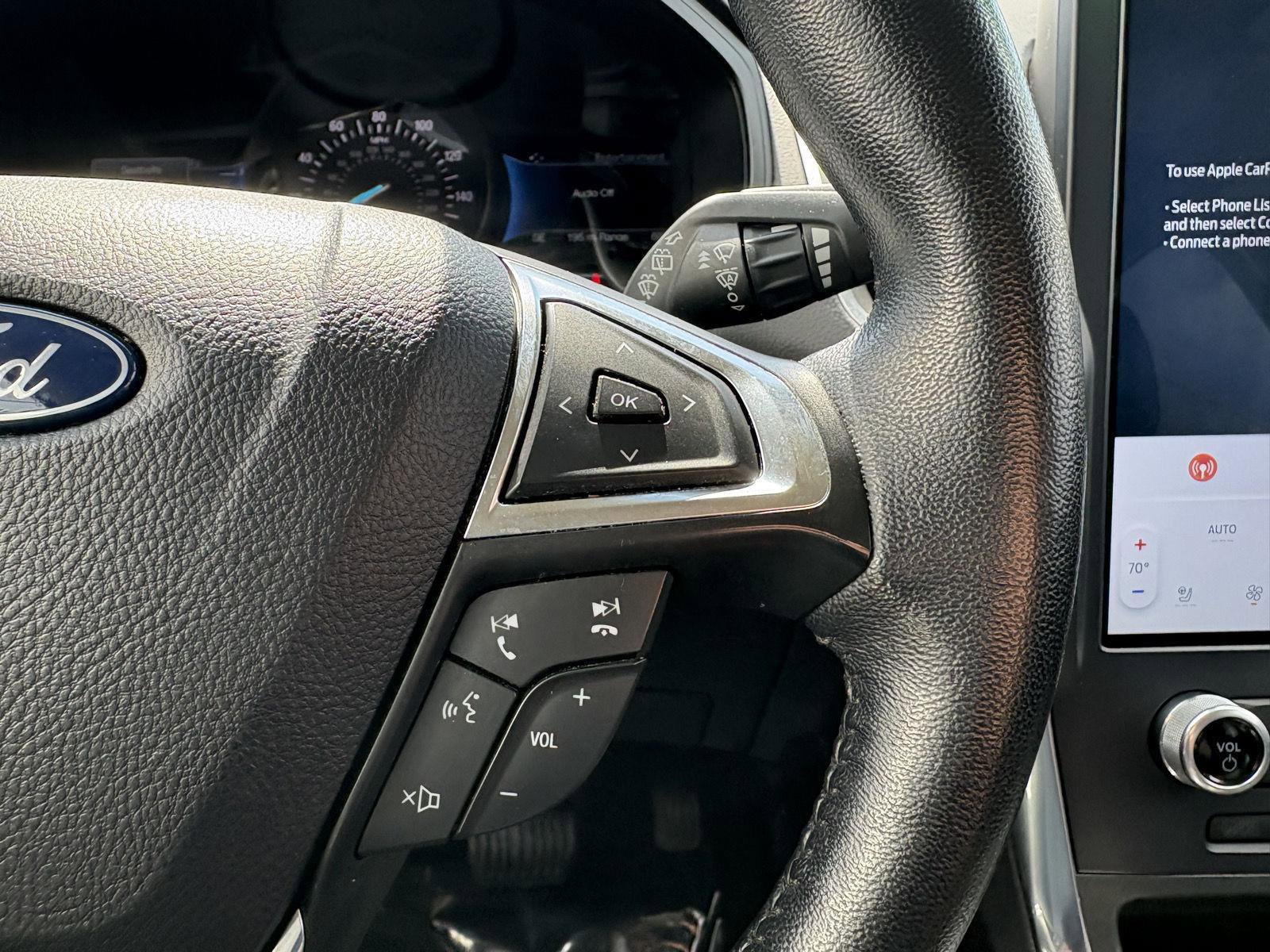 Certified 2022 Ford Edge Titanium AWD/4WD image 11