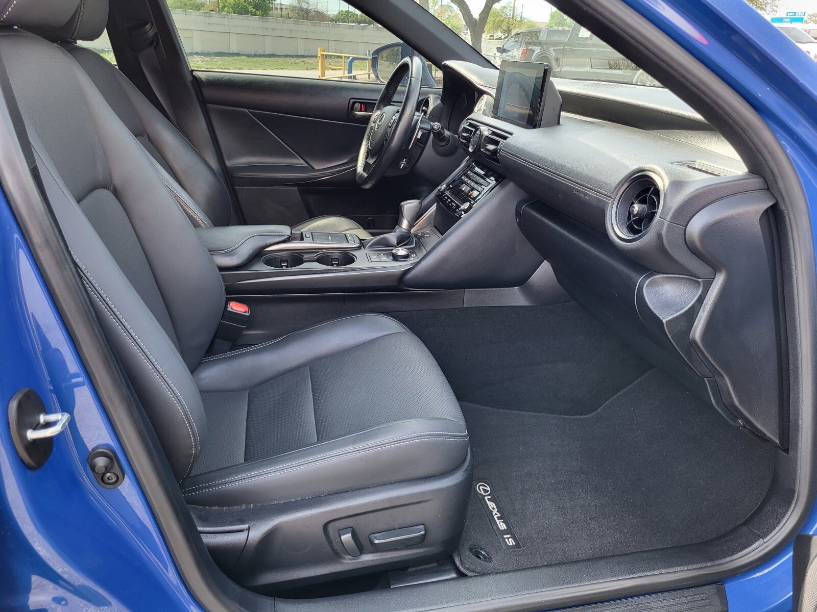 Used 2024 Lexus IS 300 w/ Comfort Package image 12