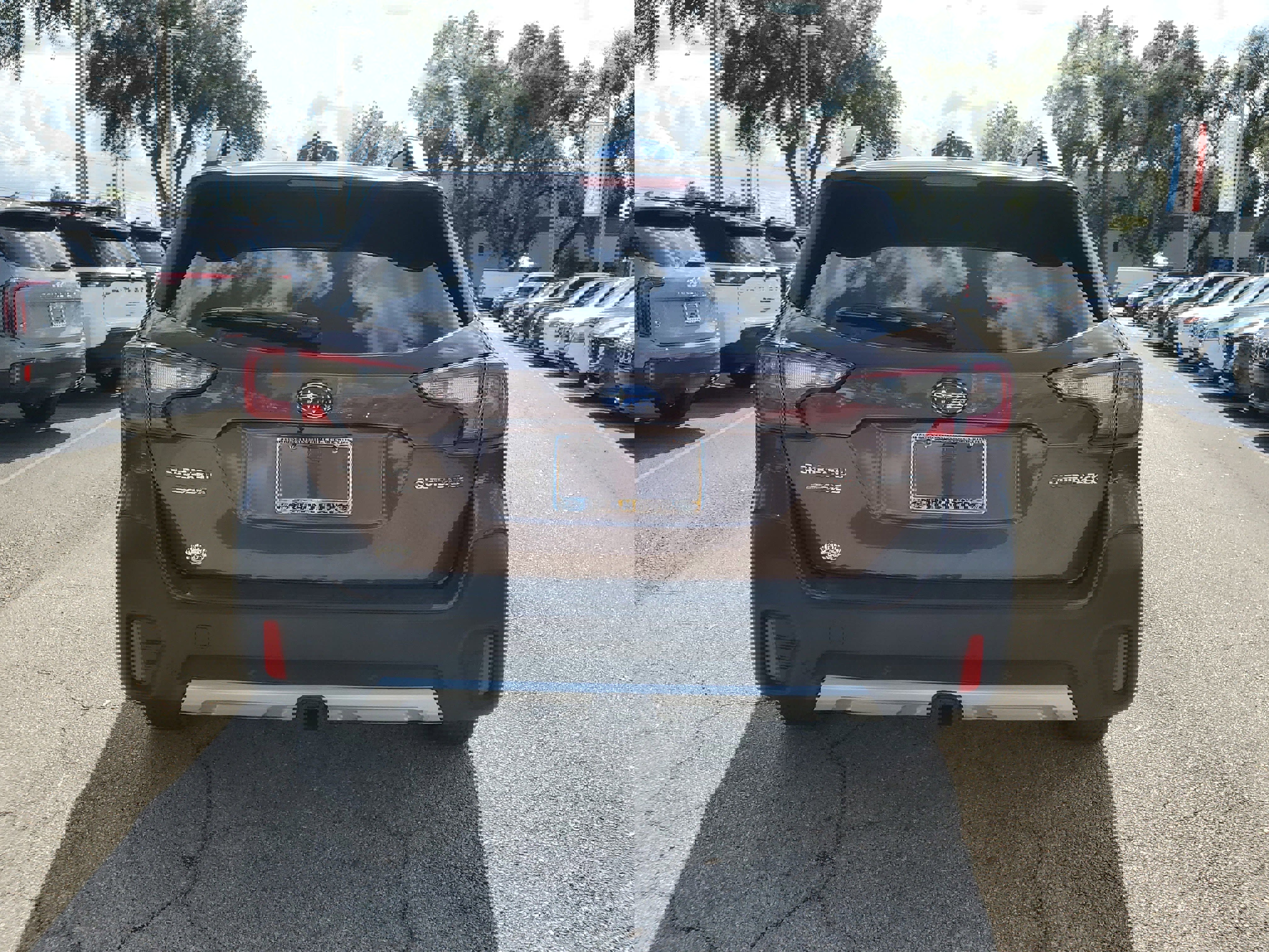 Used 2021 Subaru Outback Limited w/ Popular Package #2 image 2