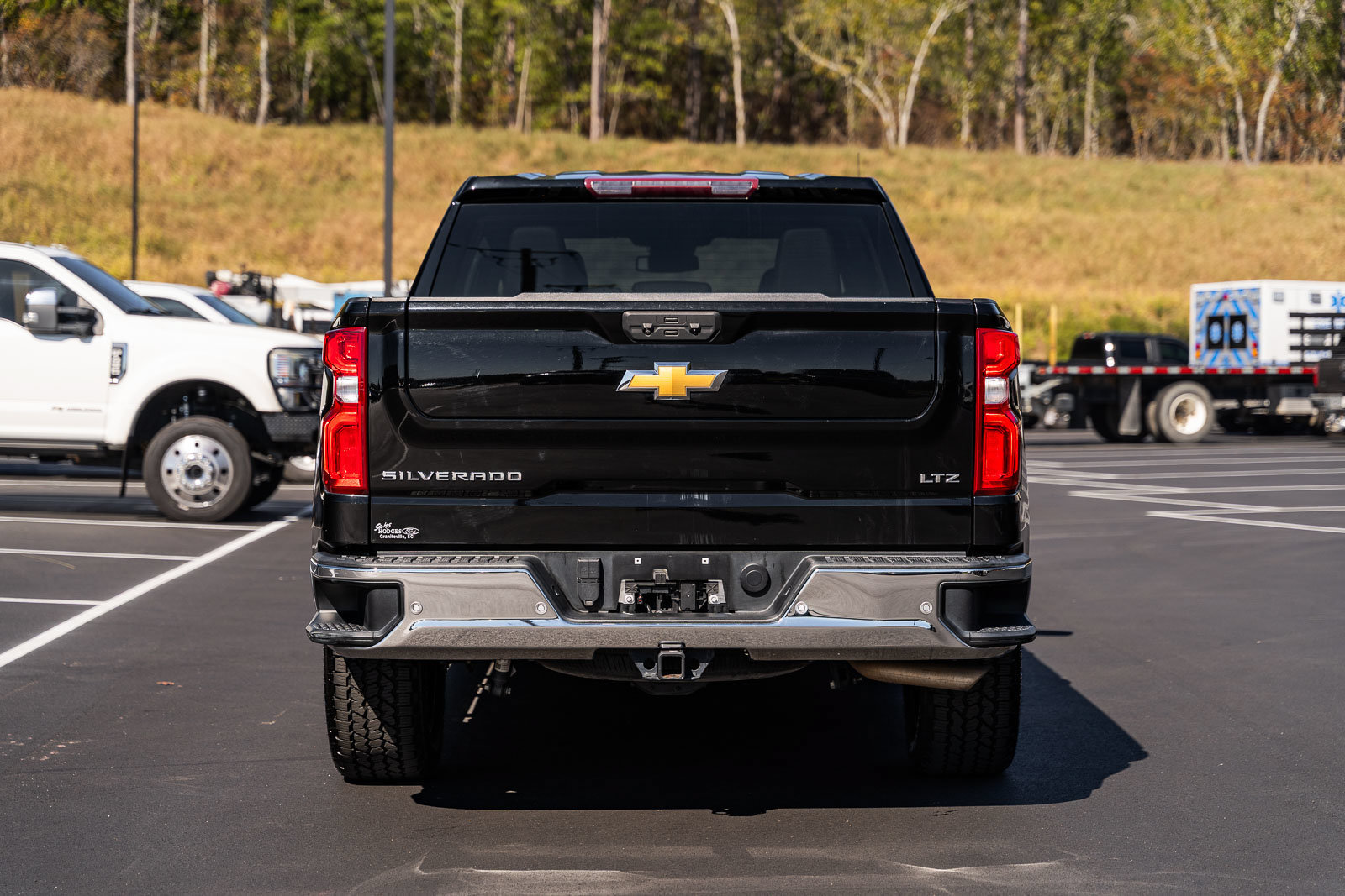 Used 2022 Chevrolet Silverado 1500 LTZ w/ Max Trailering Package RWD image 6