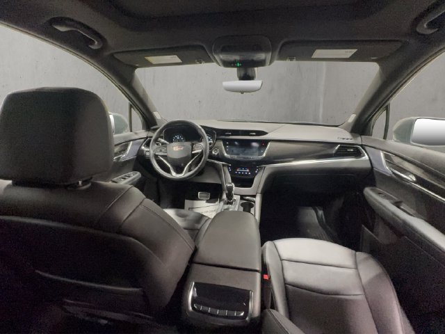 Used 2020 Cadillac XT6 Sport AWD/4WD image 2