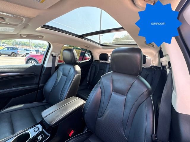 Used 2021 Buick Envision Essence FWD image 30