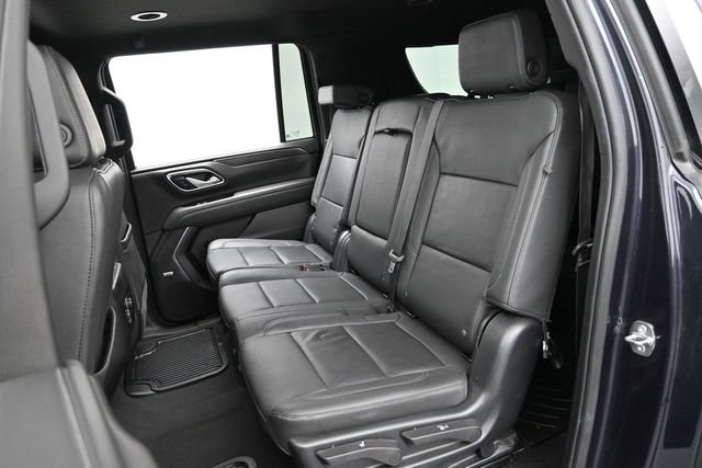 Used 2023 Chevrolet Suburban LT RWD image 27