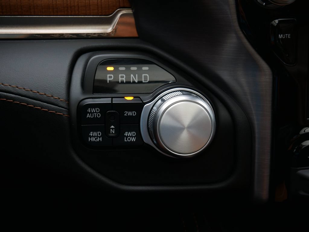 Used 2021 RAM 1500 Limited AWD/4WD image 25