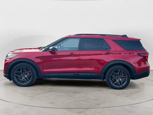 Certified 2025 Ford Explorer ST AWD/4WD image 8