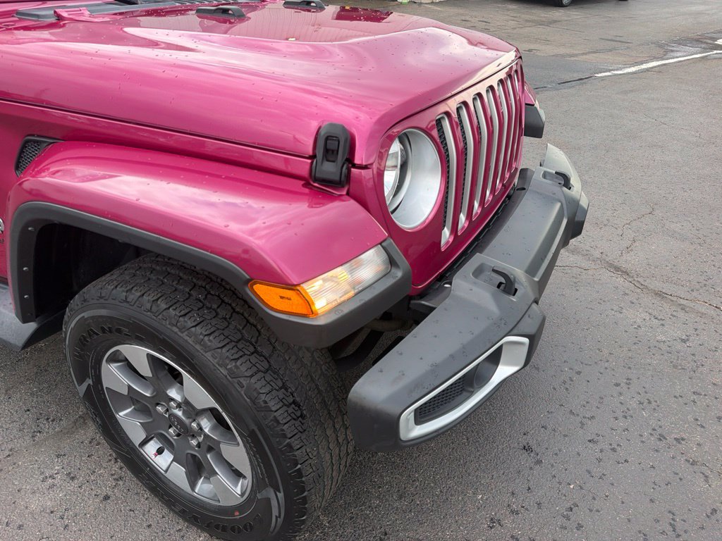 Used 2022 Jeep Wrangler Unlimited Sahara AWD/4WD image 15