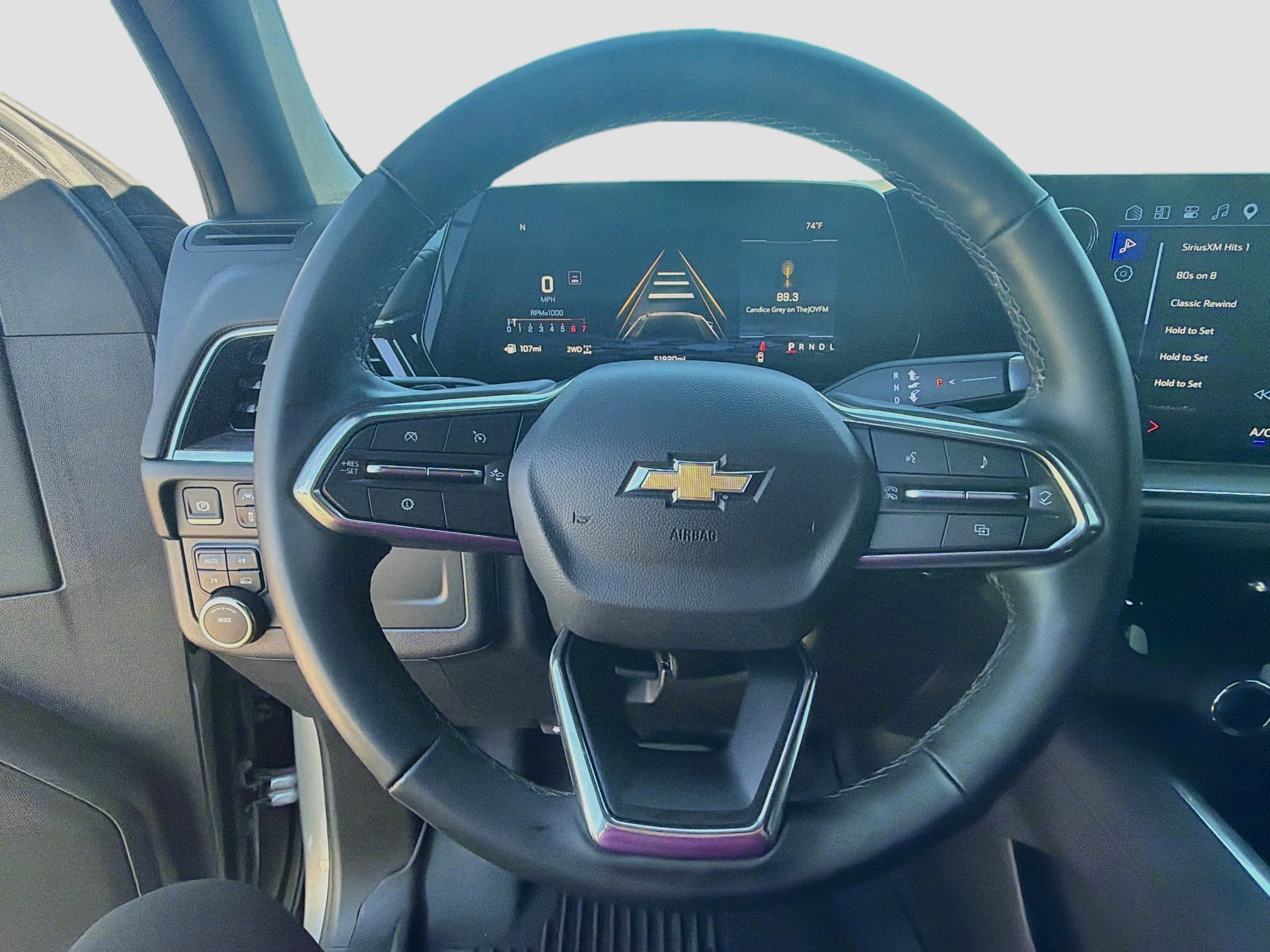 Used 2025 Chevrolet Tahoe LS AWD/4WD image 11