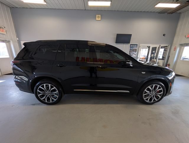 Used 2024 Cadillac XT6 Sport AWD/4WD image 6