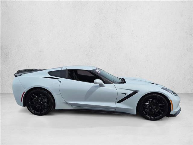 Used 2019 Chevrolet Corvette Stingray Coupe w/ Carbon Flash Badge Package RWD image 4