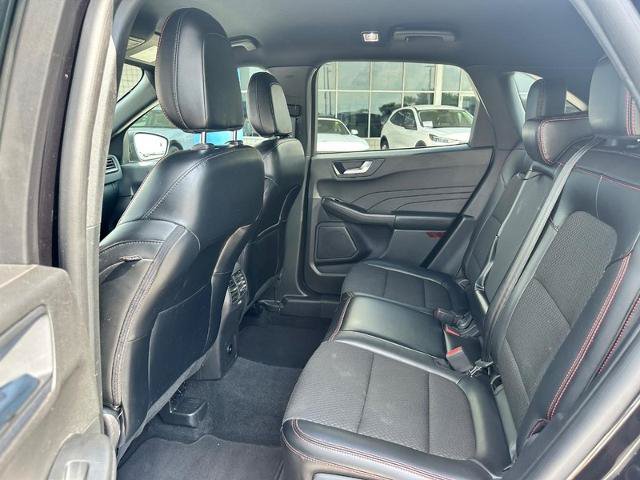 Certified 2024 Ford Escape ST-Line AWD/4WD image 10
