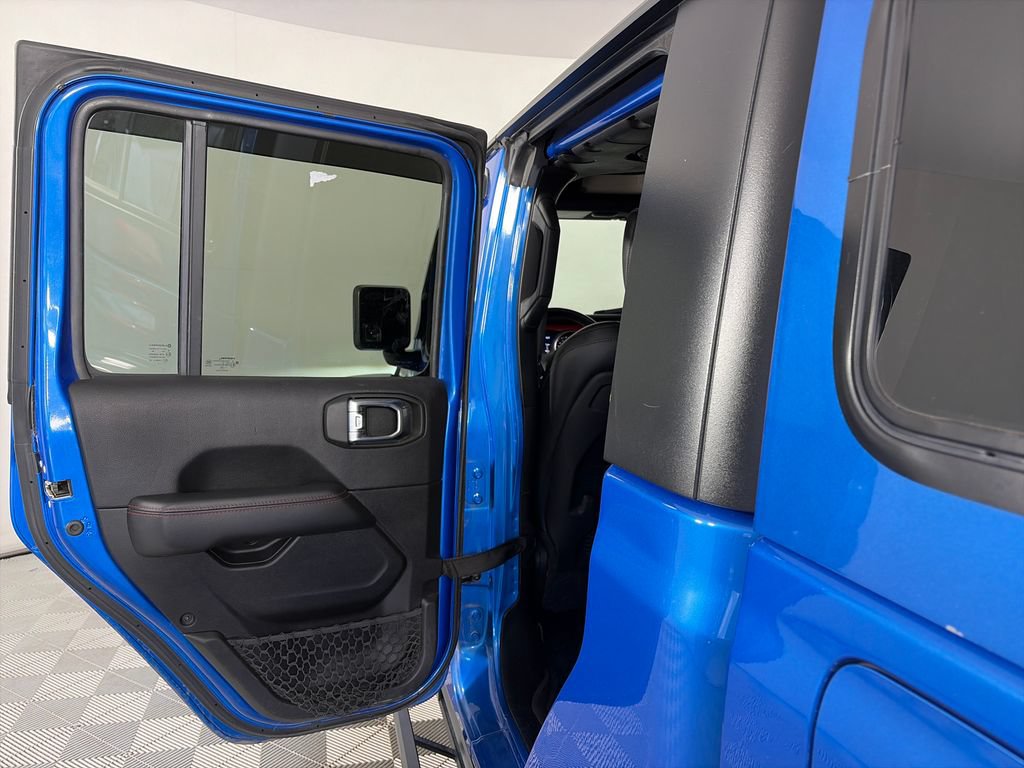 Used 2022 Jeep Gladiator Rubicon w/ LED Lighting Group AWD/4WD image 12