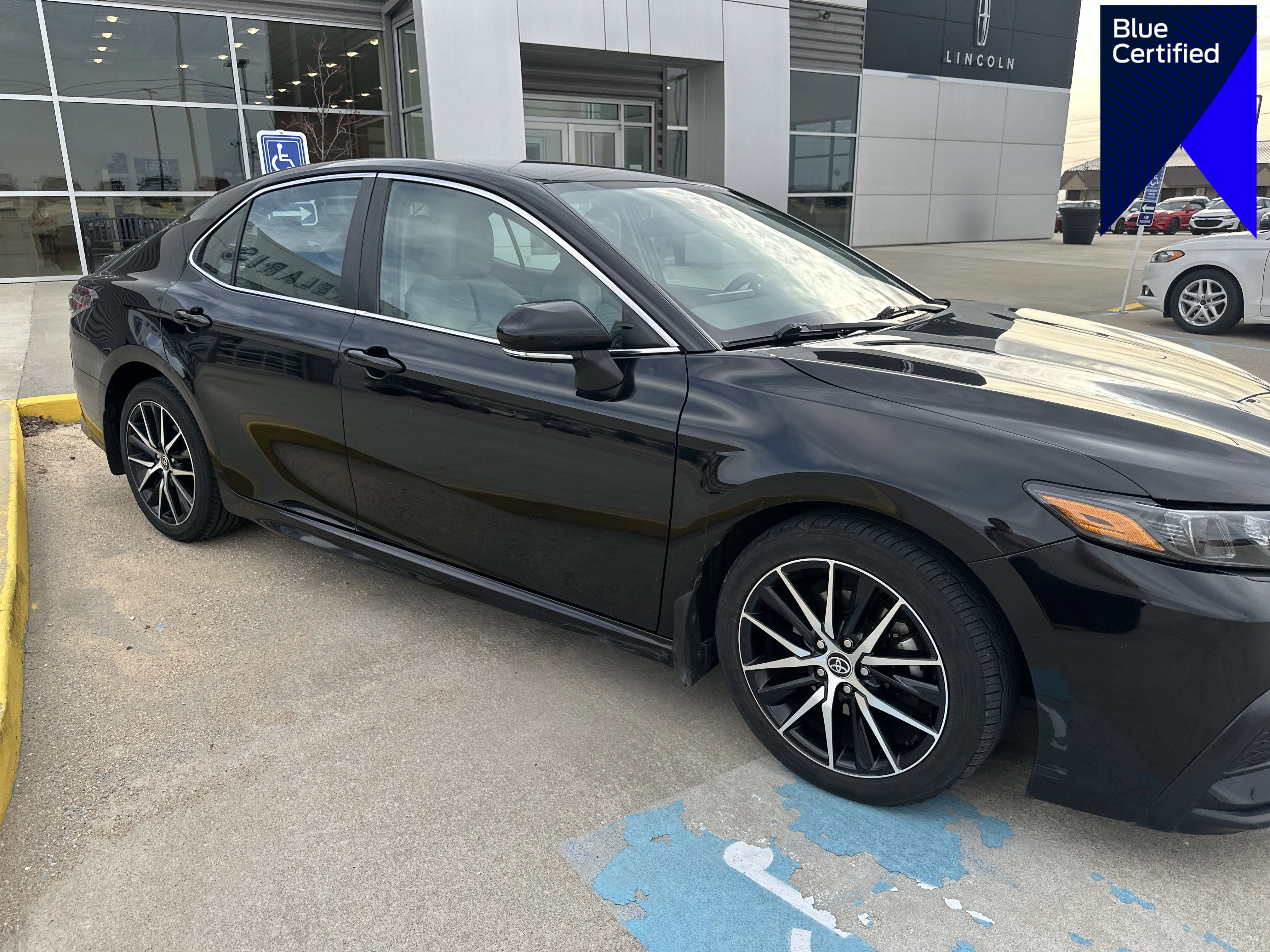 Used 2023 Toyota Camry SE