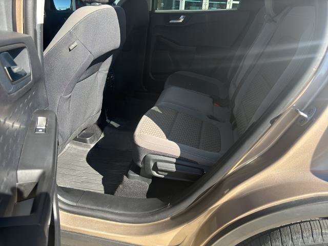 Certified 2020 Ford Escape SE image 10