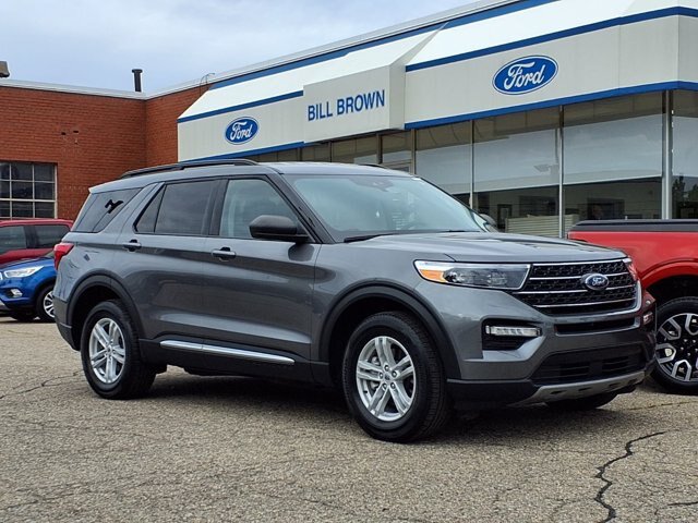 Certified 2024 Ford Explorer XLT w/ Equipment Group 202A