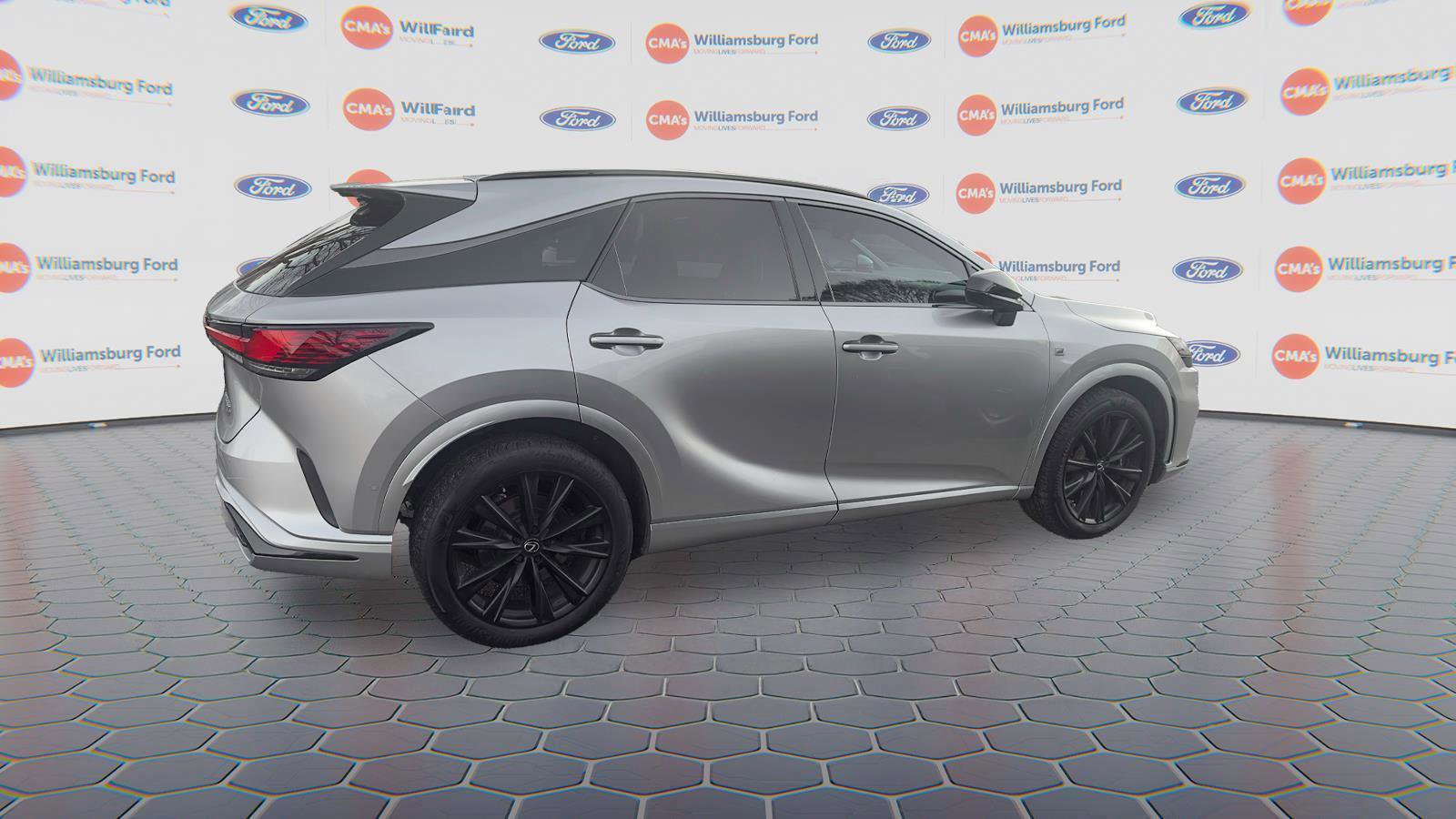 Used 2024 Lexus RX 500h F Sport image 3