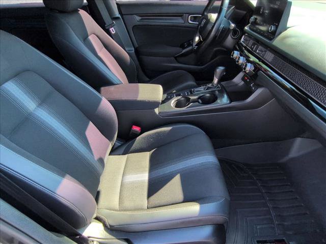 Used 2023 Honda Civic Sport image 19
