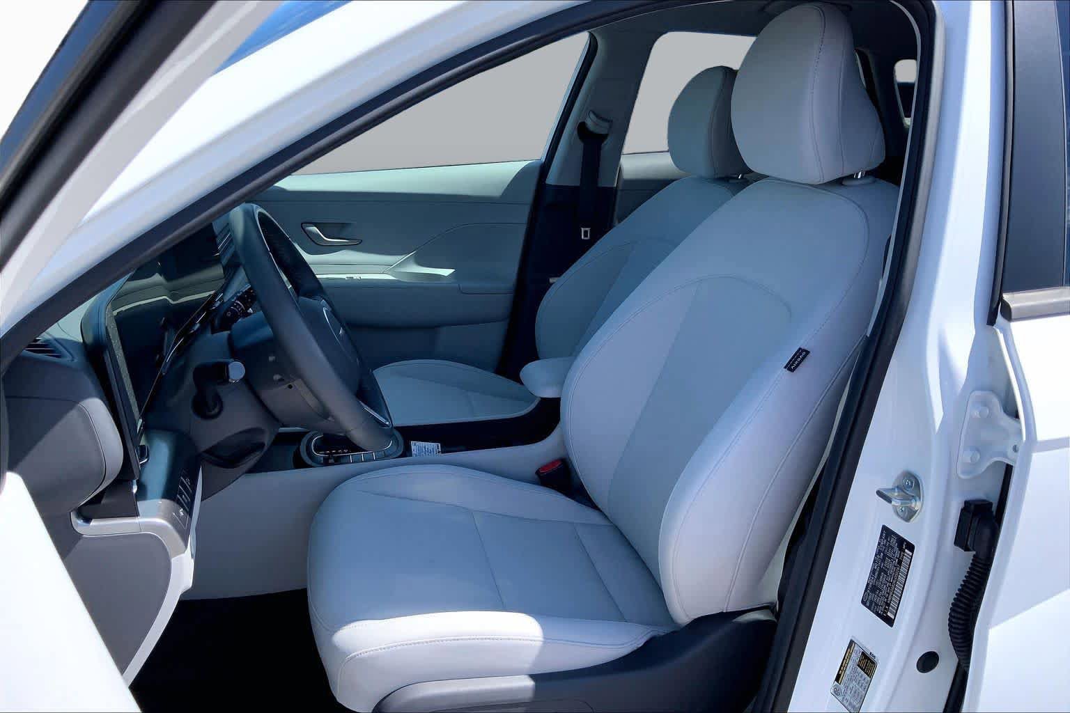 Used 2024 Hyundai Kona SEL FWD image 8