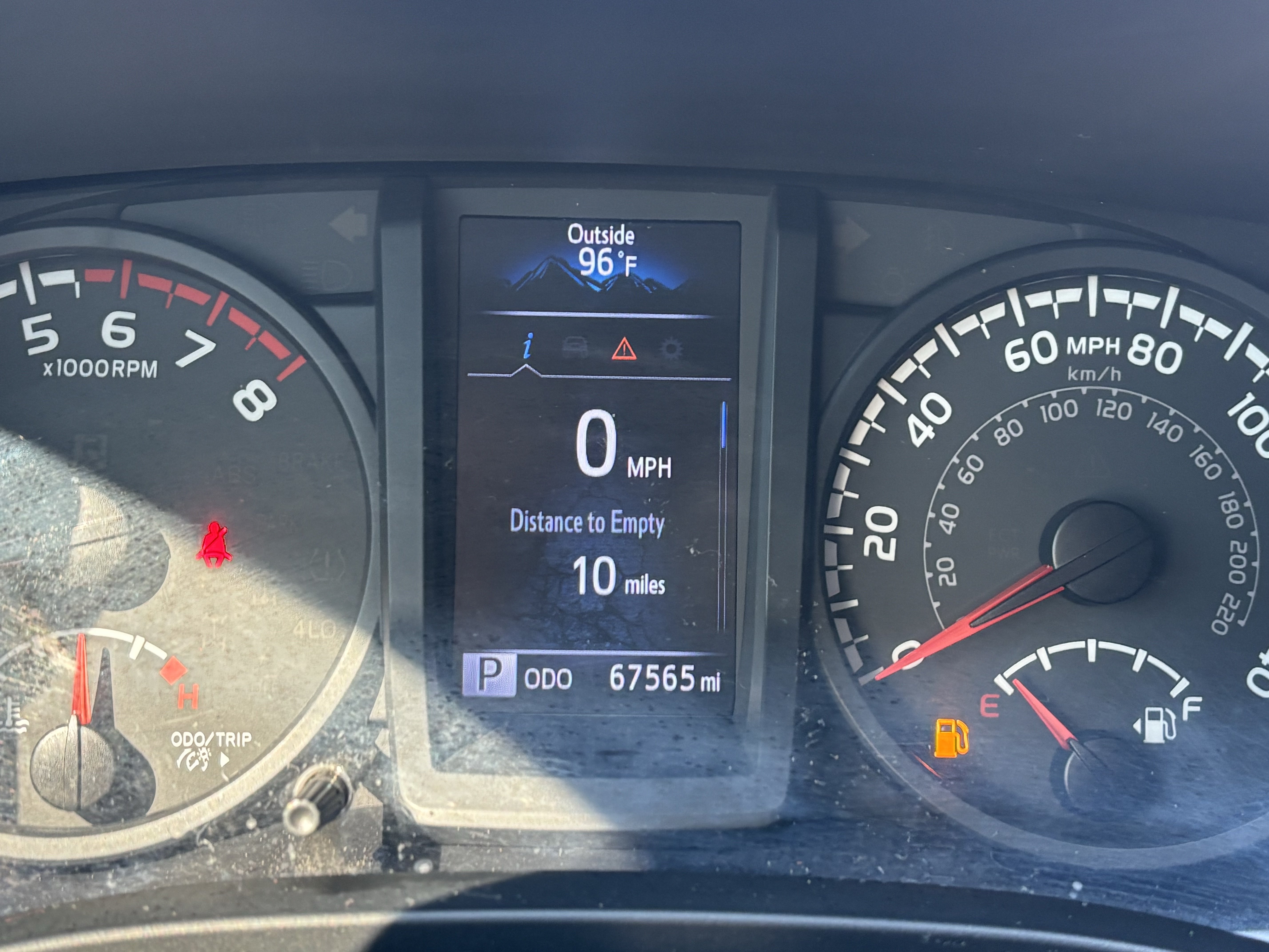 Used 2021 Toyota Tacoma SR w/ SR Convenience Package RWD image 30