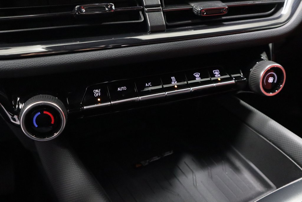 Used 2025 Chevrolet Equinox EV RS image 31