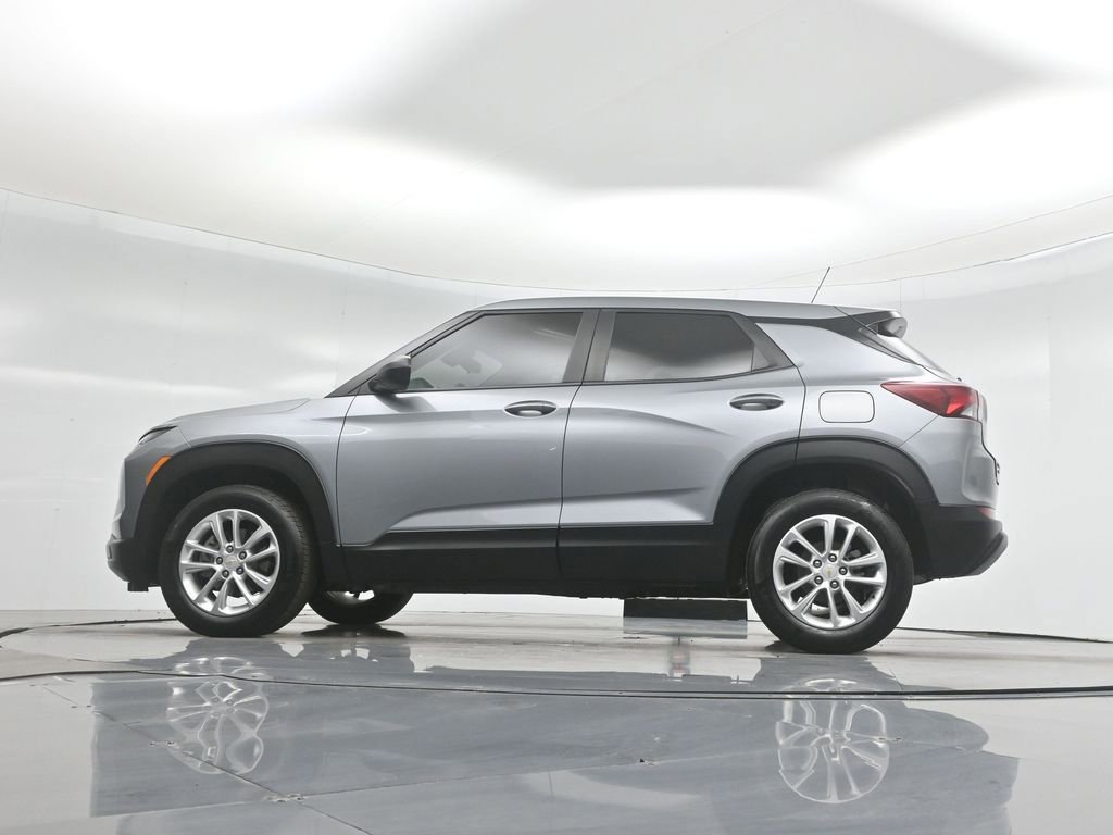 Used 2024 Chevrolet TrailBlazer LS image 24