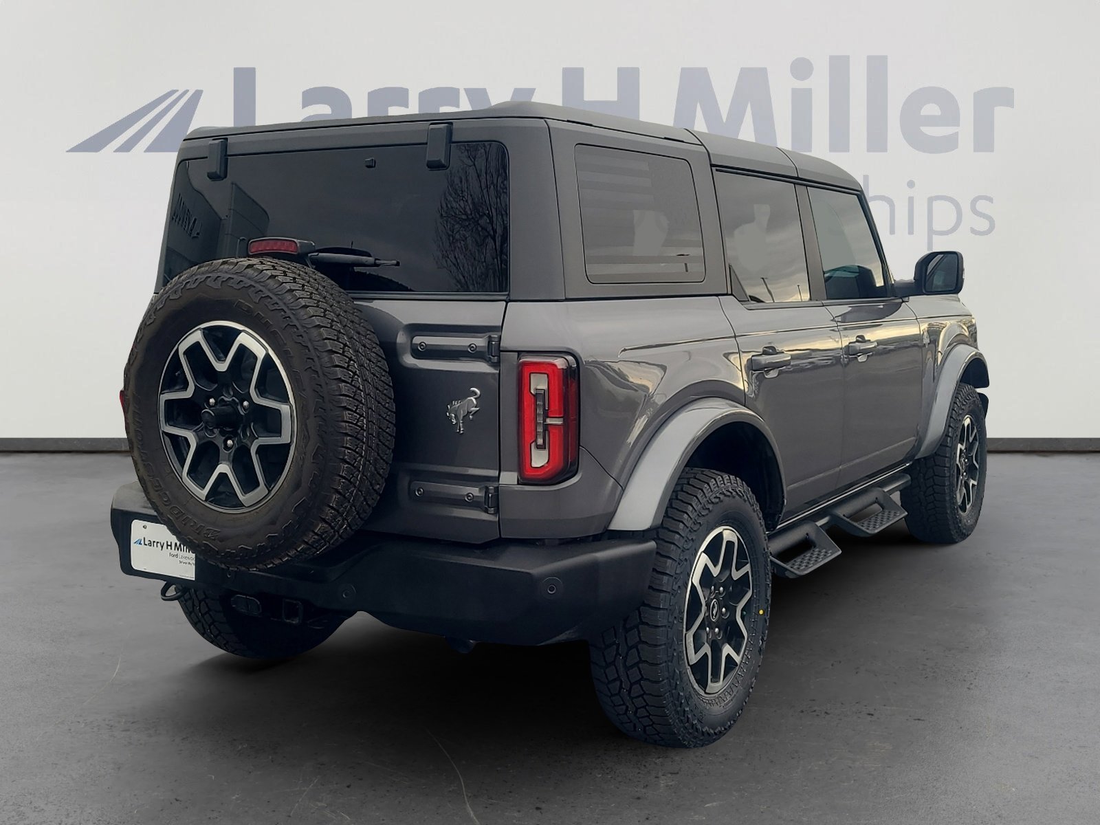 Certified 2023 Ford Bronco Outer Banks AWD/4WD image 5