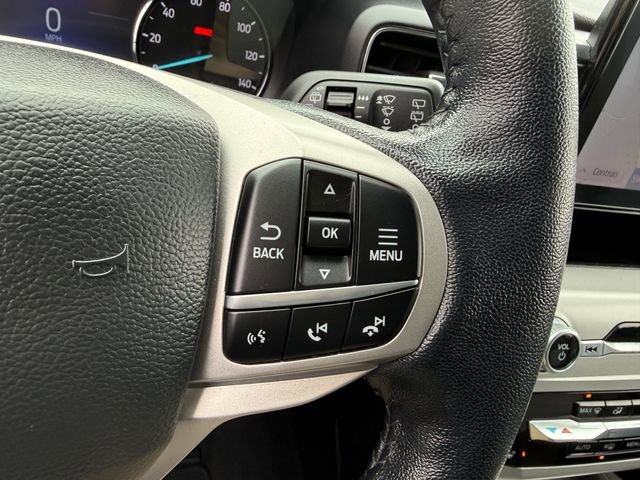 Certified 2022 Ford Explorer XLT w/ Equipment Group 202A image 27