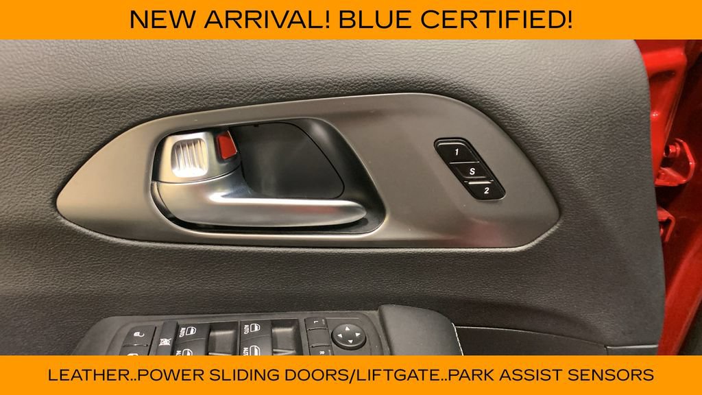 Used 2026 Chrysler Pacifica Select AWD/4WD image 25